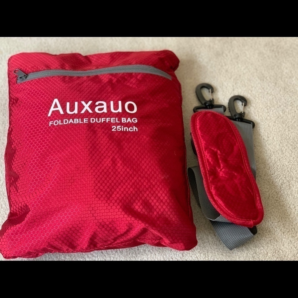 New 65L Travel Duffel Bag Foldable/Lightweight,RED - Picture 15 of 15